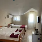 Lejlighedshotel Dove 4*