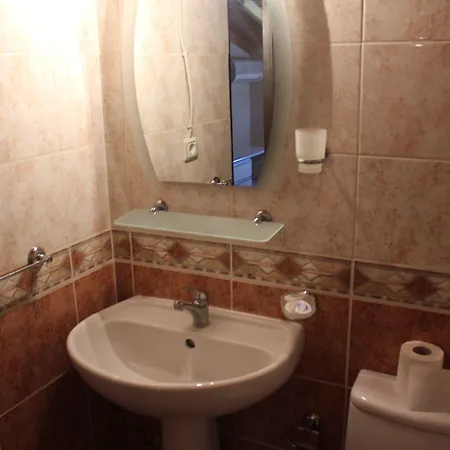 Dove Lägenhetshotell 4*