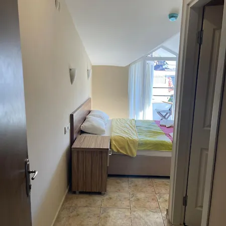 Dove Aparthotel 4*